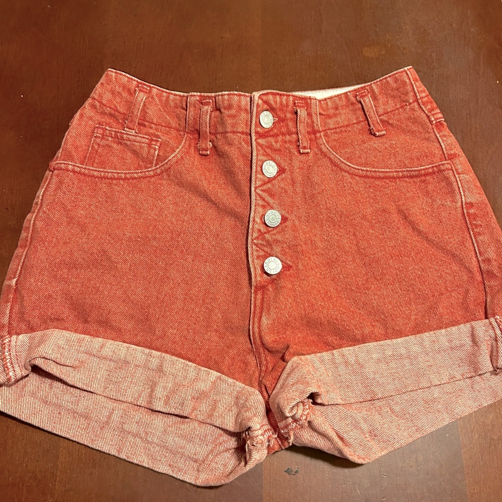 Women VINTAGE guess by Marciano shorts size 30